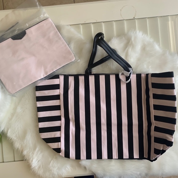 Victoria's Secret Tote Bag - Picture 3 of 3